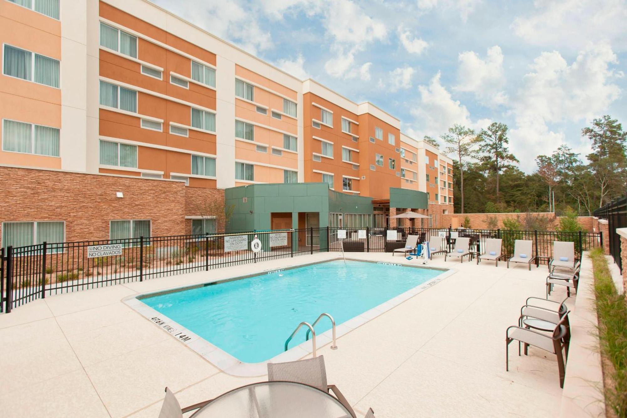 Courtyard By Marriott Houston City Place Spring Exterior foto