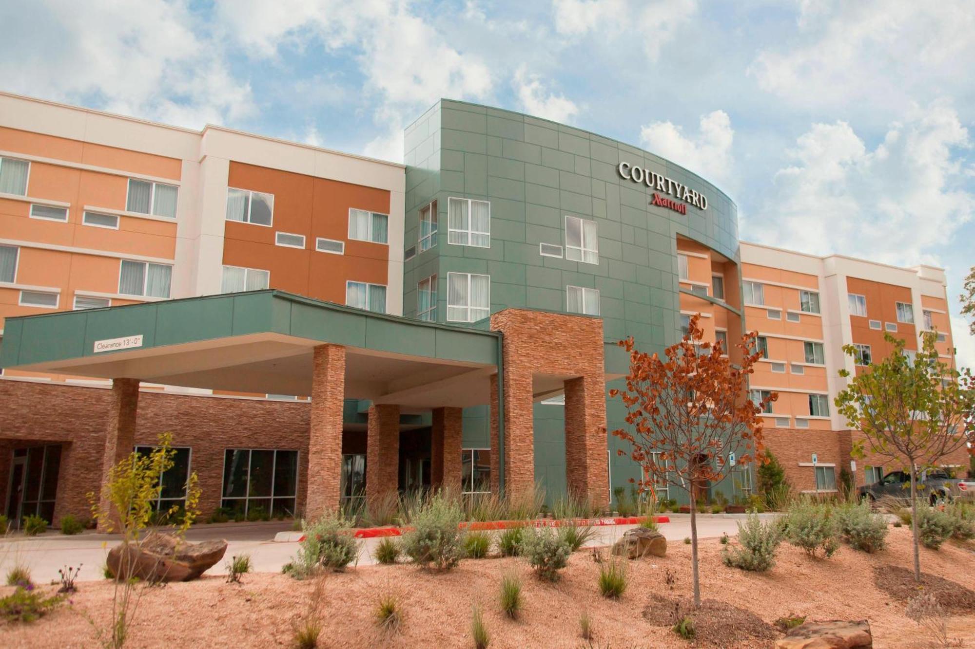Courtyard By Marriott Houston City Place Spring Exterior foto